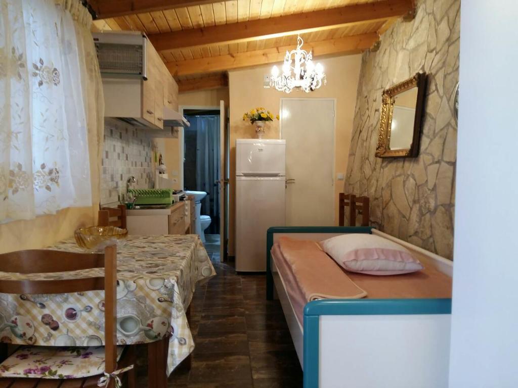 Kristallia Rooms Monastiraki  Exteriör bild